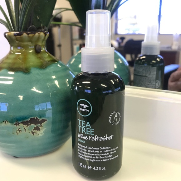 Paul Mitchell Other - Paul MitchellTea Tree wave Refresher Spray Paul Mitchell Other - Paul MitchellTea Tree wave Refresher Spray